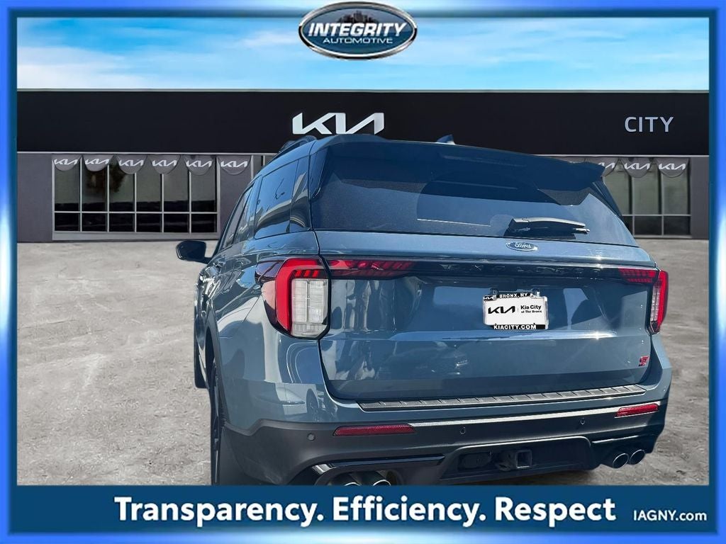 2025 Ford Explorer ST