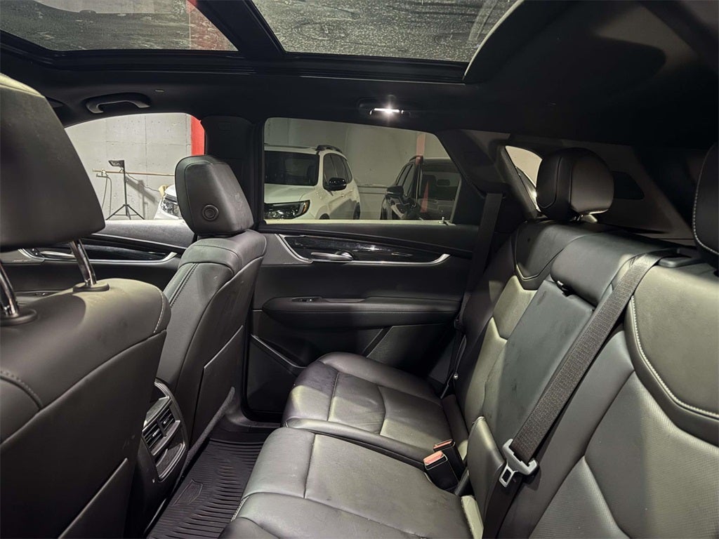 2022 Cadillac XT5 Premium Luxury