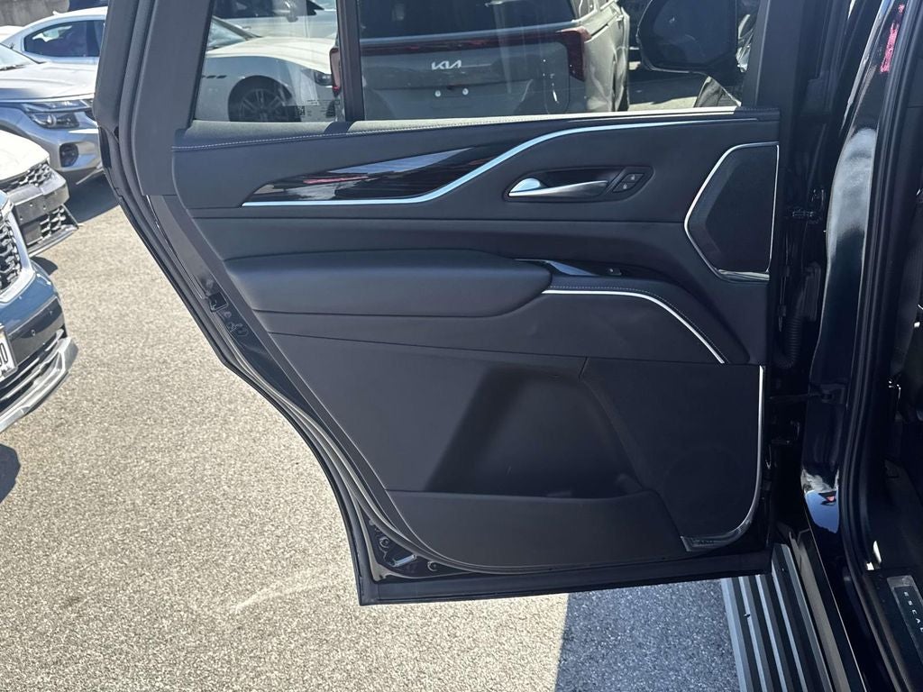 2024 Cadillac Escalade Sport