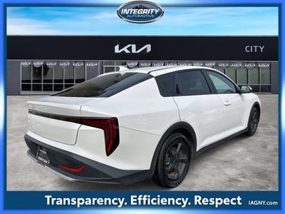 2025 Kia K4 LXS