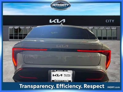 2025 Kia K4 LXS