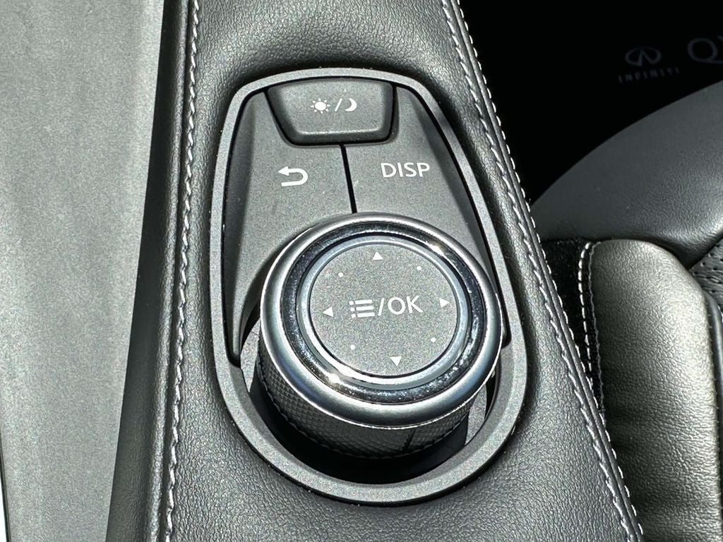 2025 INFINITI QX55 LUXE