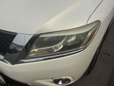 2014 Nissan Pathfinder SL