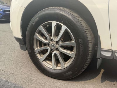2014 Nissan Pathfinder SL