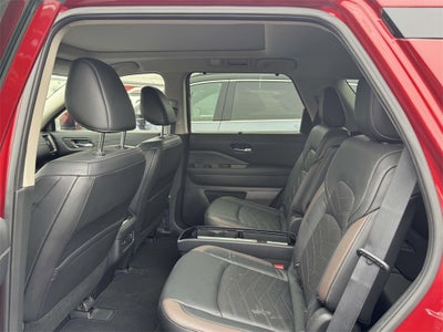 2022 Nissan Pathfinder Platinum