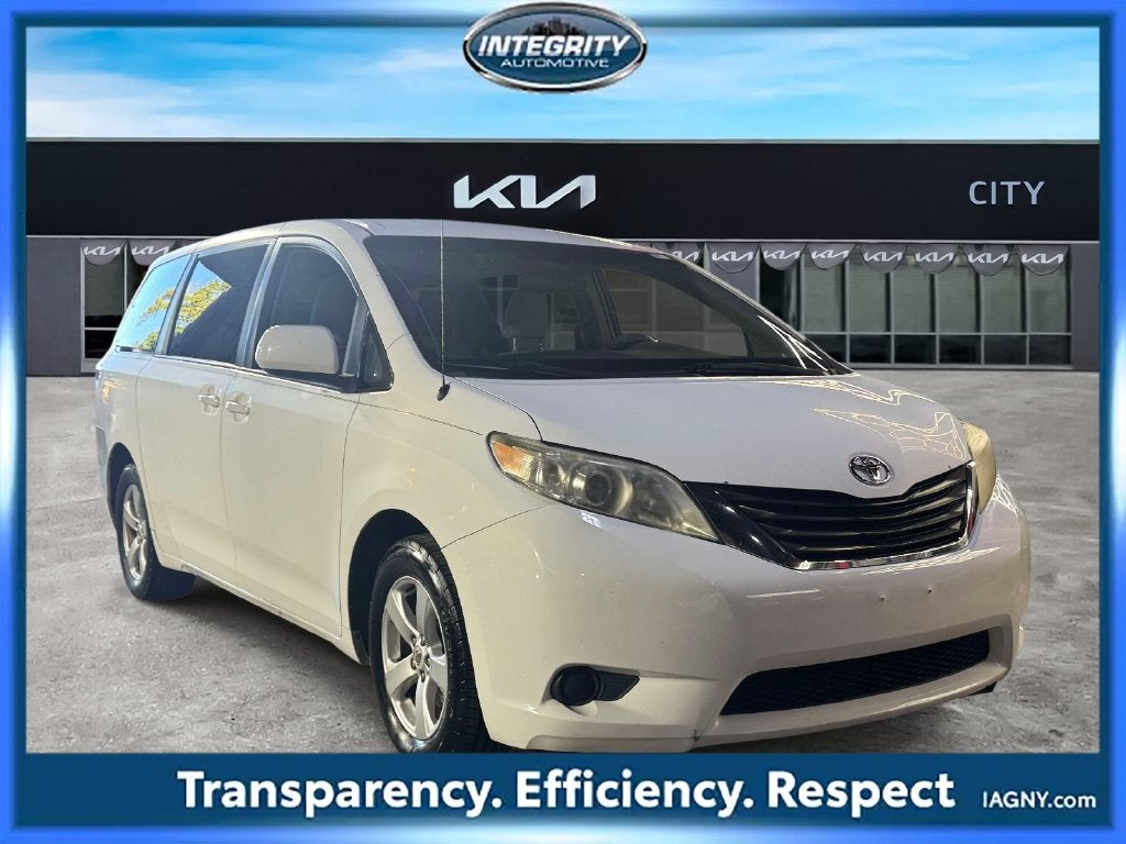 2012 Toyota Sienna LE