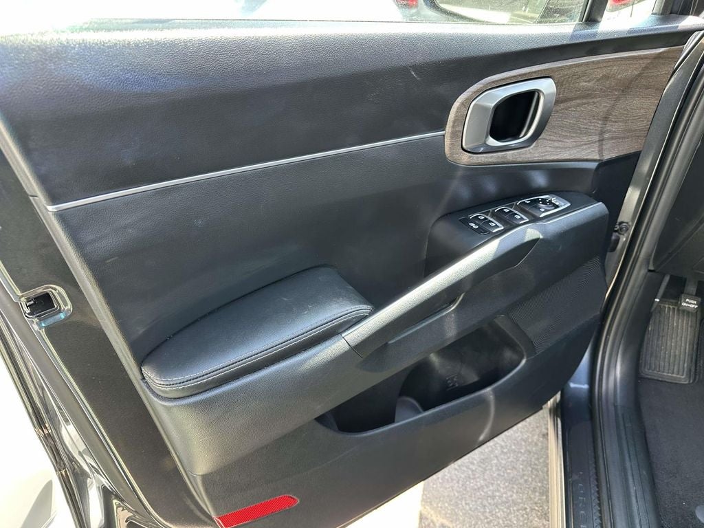 2023 Kia Sorento X-Line S