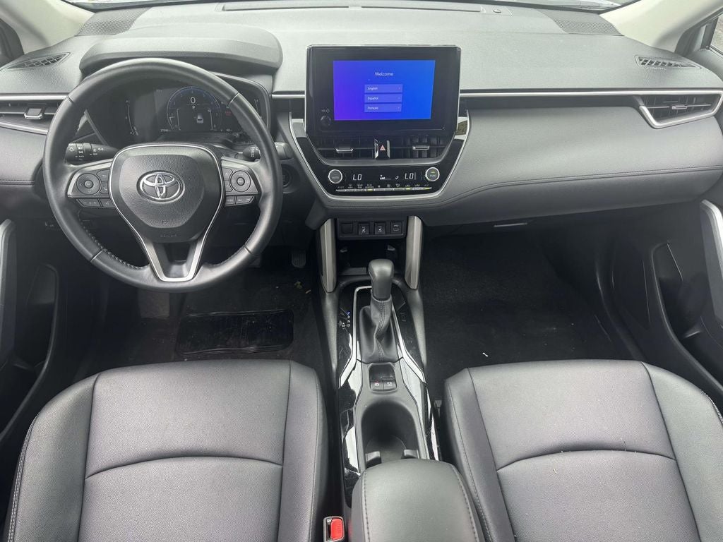 2025 Toyota Corolla Cross XLE