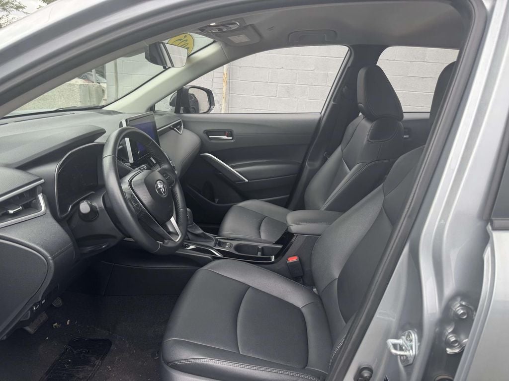 2025 Toyota Corolla Cross XLE