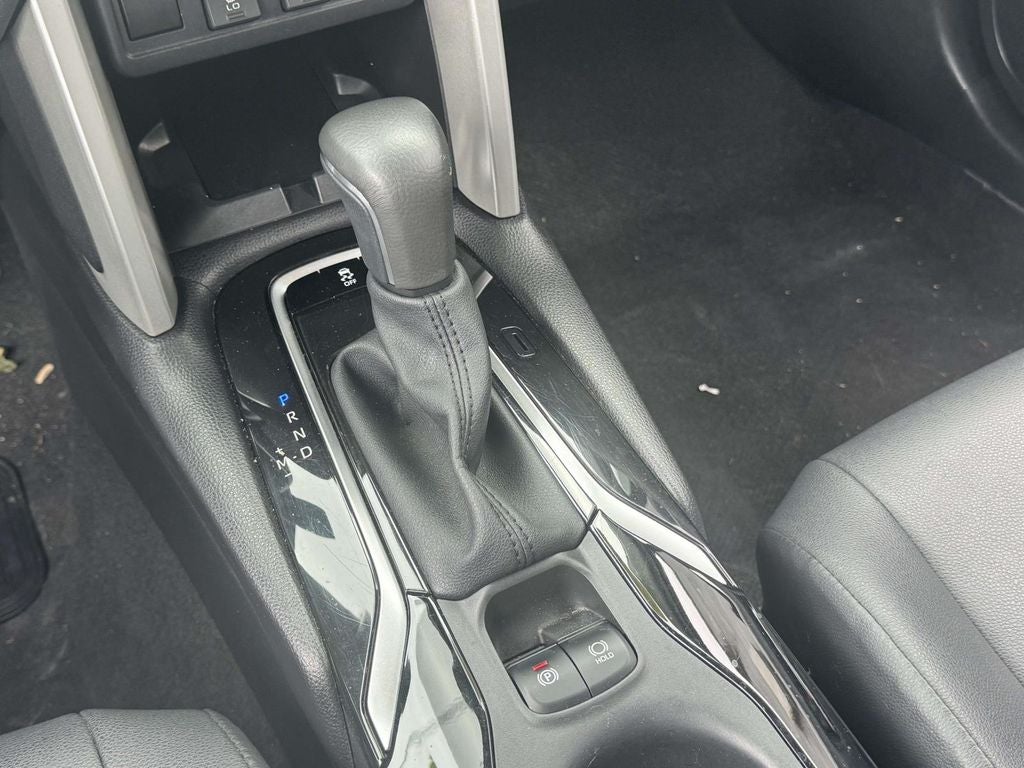 2025 Toyota Corolla Cross XLE