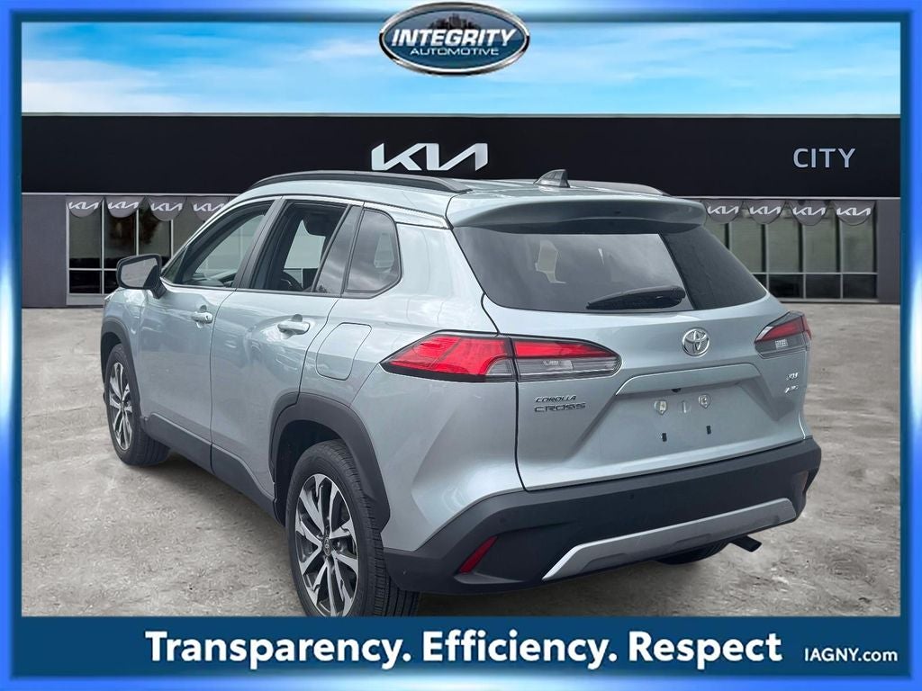 2025 Toyota Corolla Cross XLE