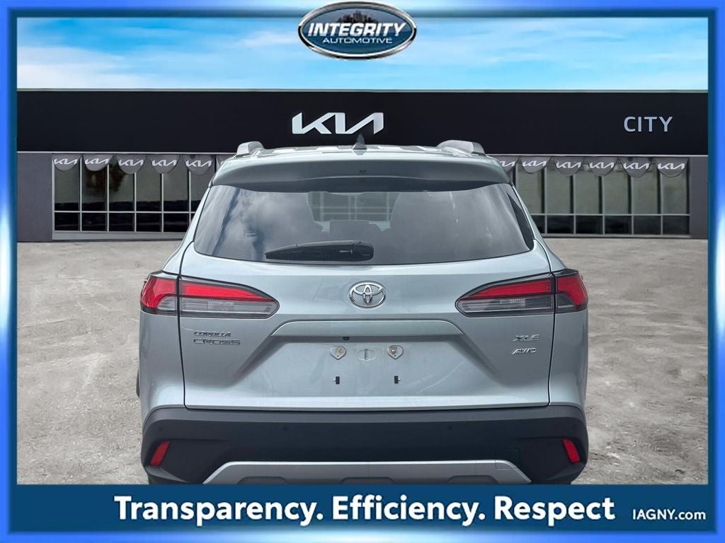 2025 Toyota Corolla Cross XLE