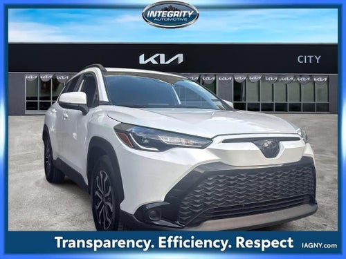 2024 Toyota Corolla Cross Hybrid SE