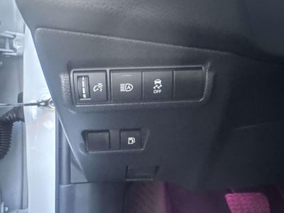 2024 Toyota Corolla Cross Hybrid SE
