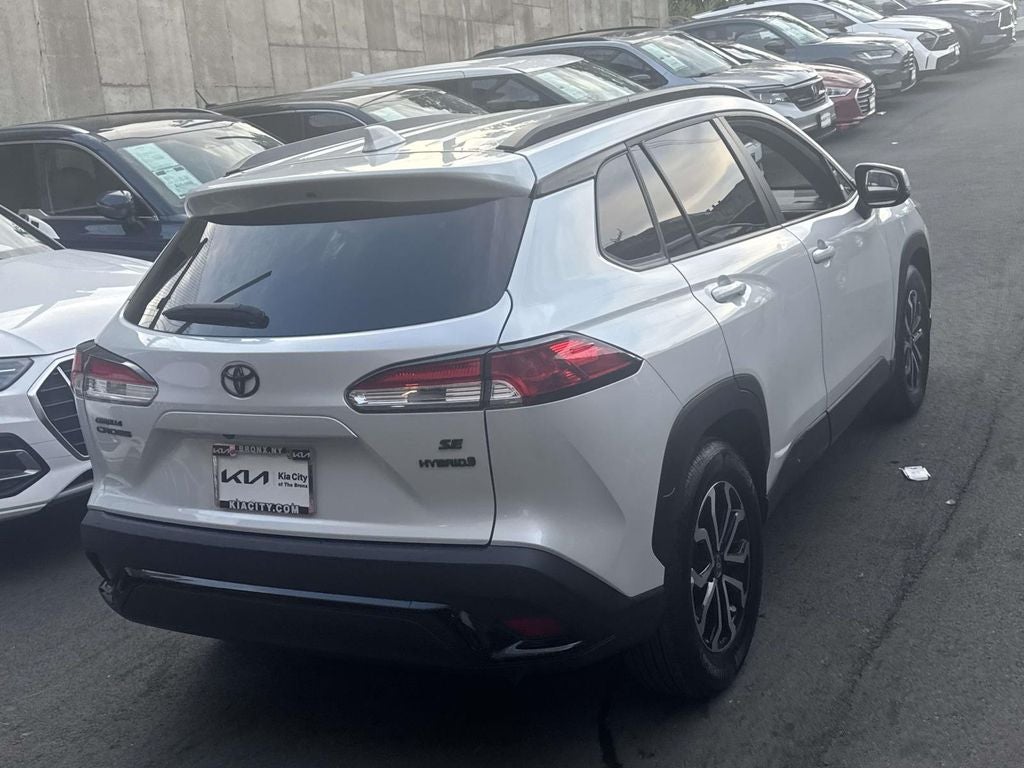 2024 Toyota Corolla Cross Hybrid SE