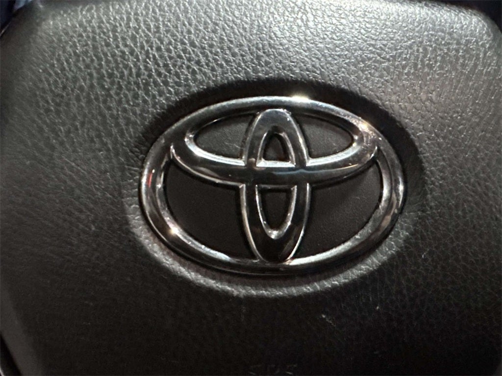 2022 Toyota Venza XLE