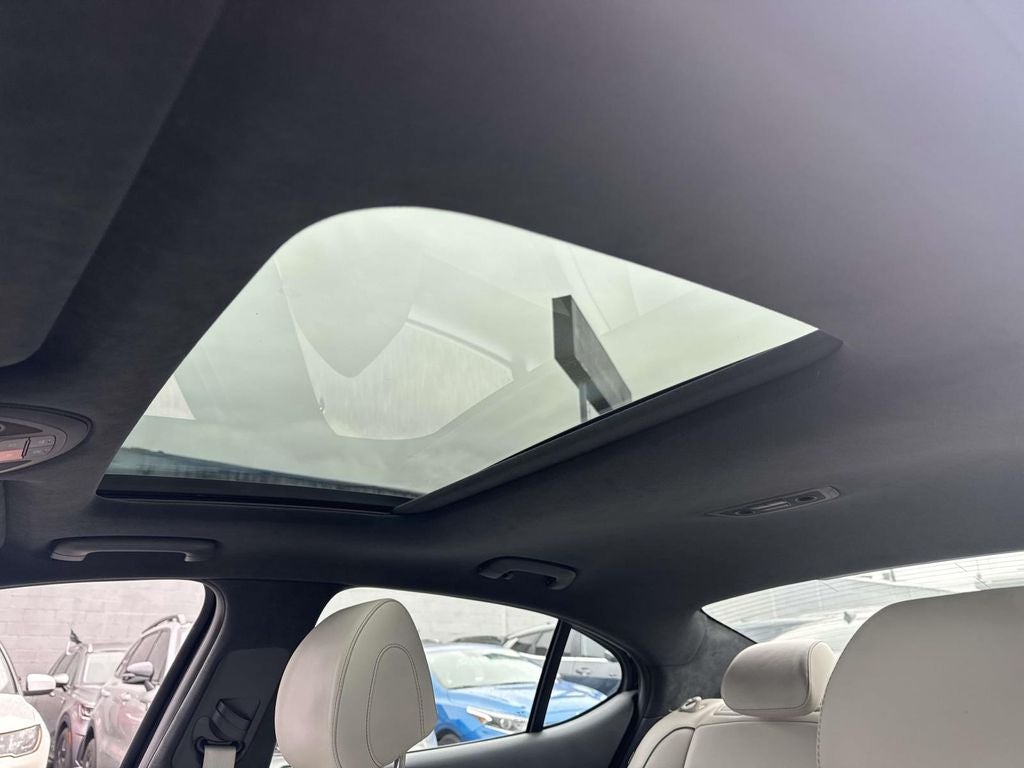 2024 Genesis G70 3.3T Sport Advanced