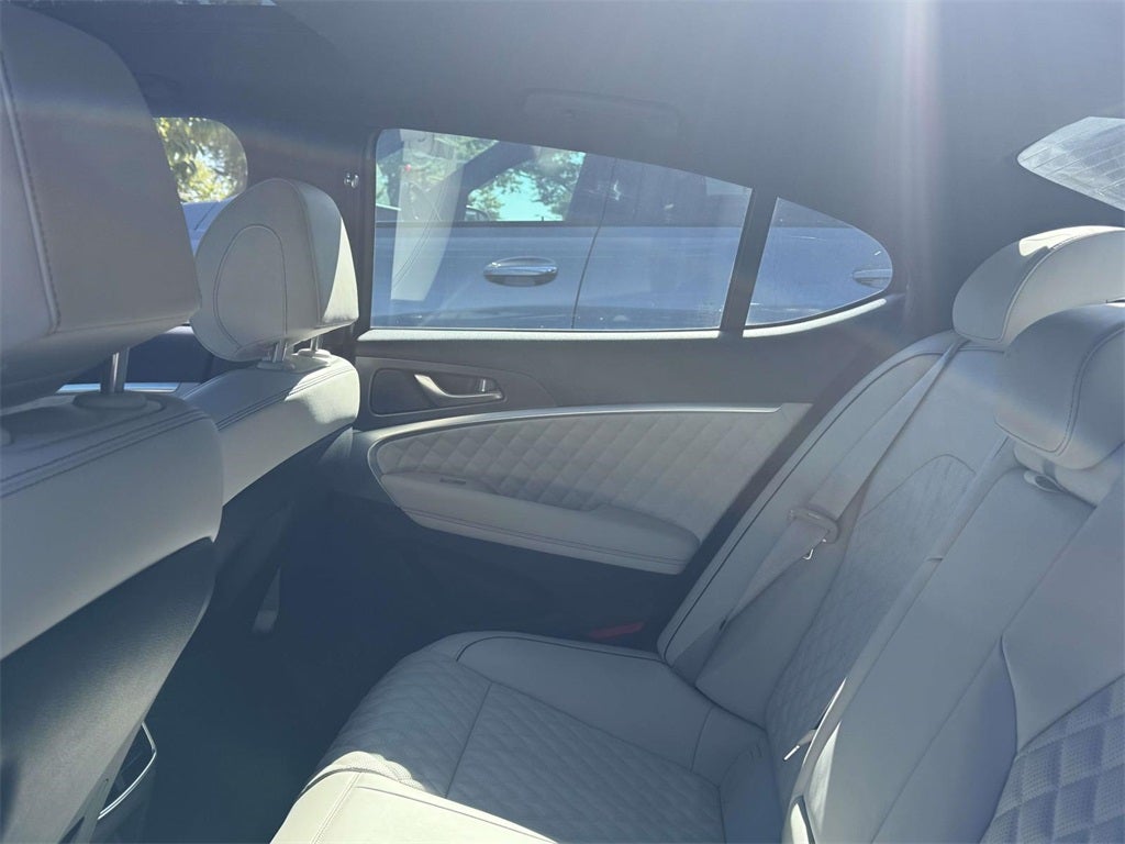 2025 Genesis G70 3.3T Sport Advanced