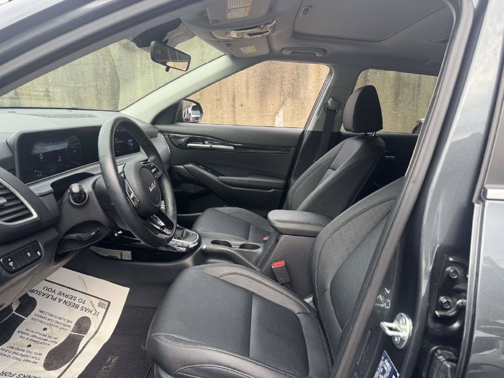 2025 Kia Seltos EX
