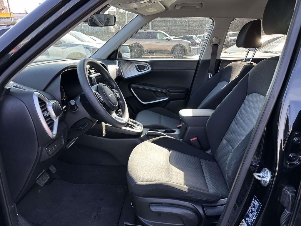 2024 Kia Soul LX