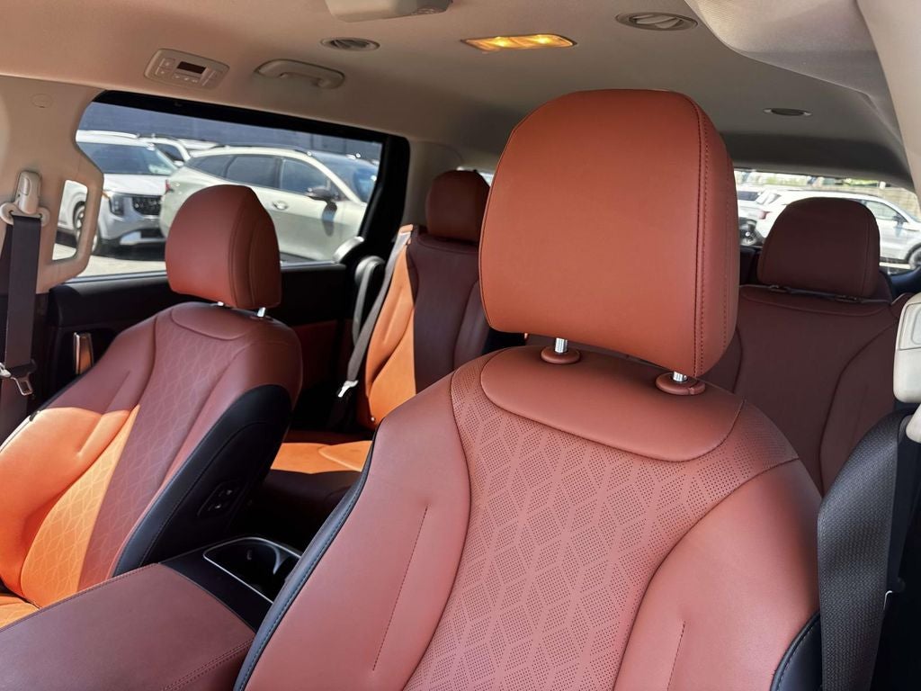 2025 Kia Carnival EX