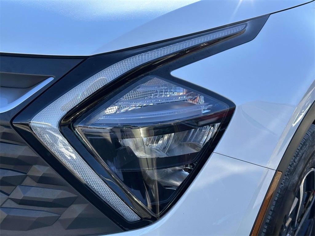 2023 Kia Sportage Hybrid LX