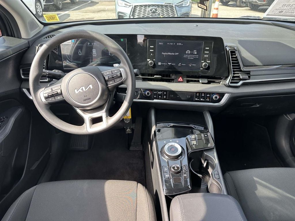 2025 Kia Sportage Hybrid LX