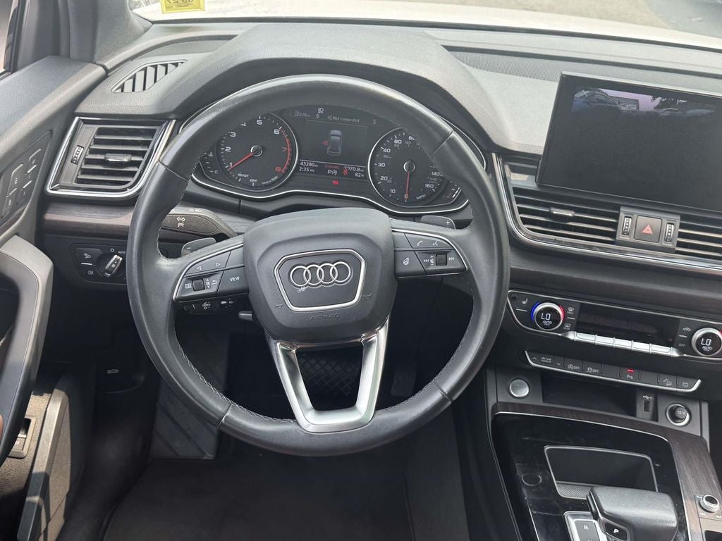 2023 Audi Q5 40 Premium quattro