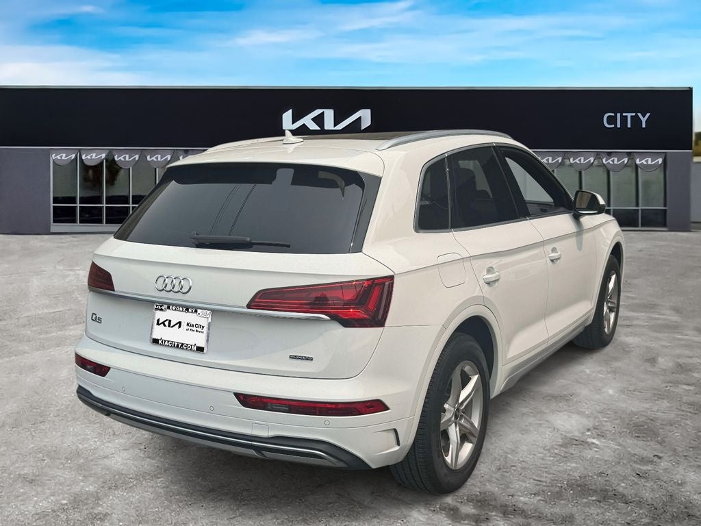 2023 Audi Q5 40 Premium quattro