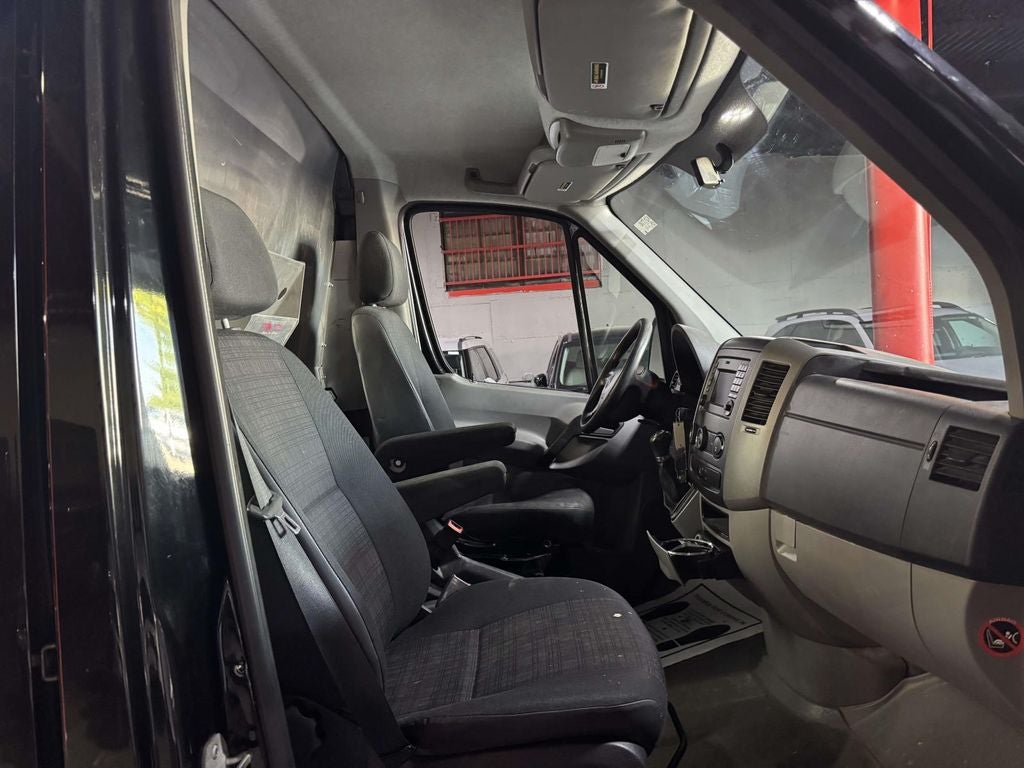 2014 Mercedes-Benz Sprinter 2500 Cargo 144 WB