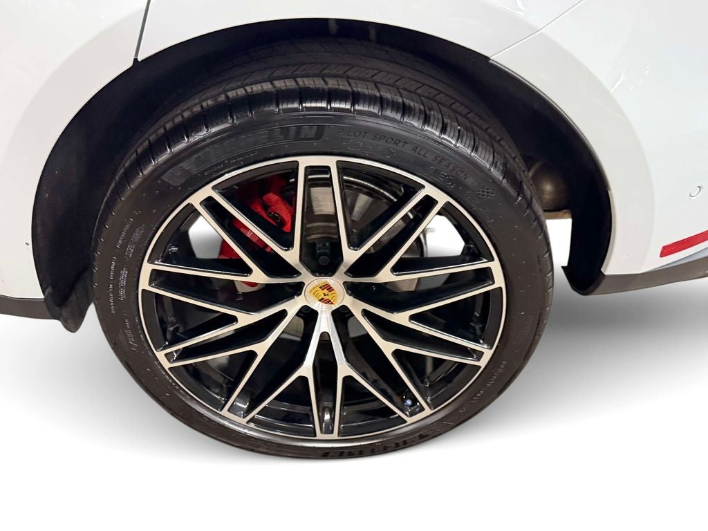 2025 Porsche Macan S