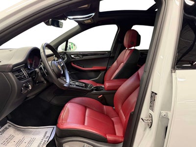 2025 Porsche Macan S