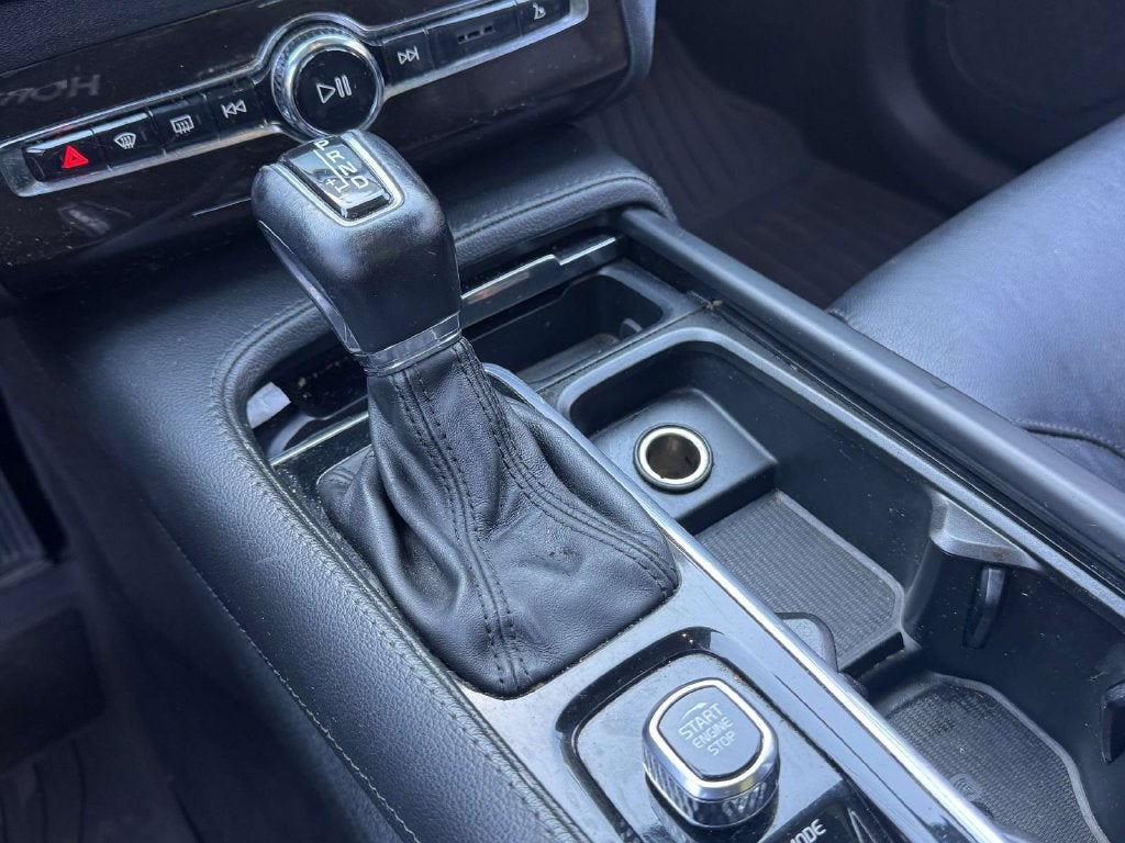 2019 Volvo XC90 T5 Momentum